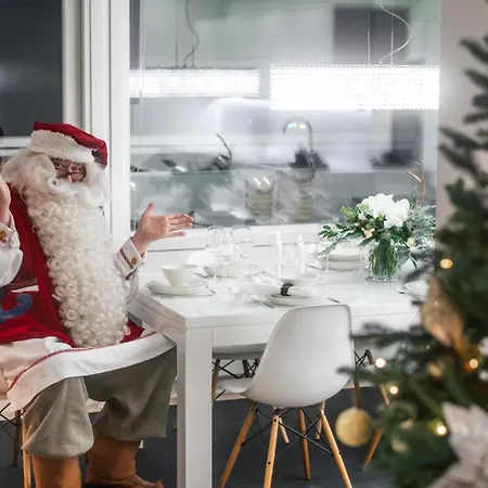 Διαμέρισμα Santa's Luxury 1